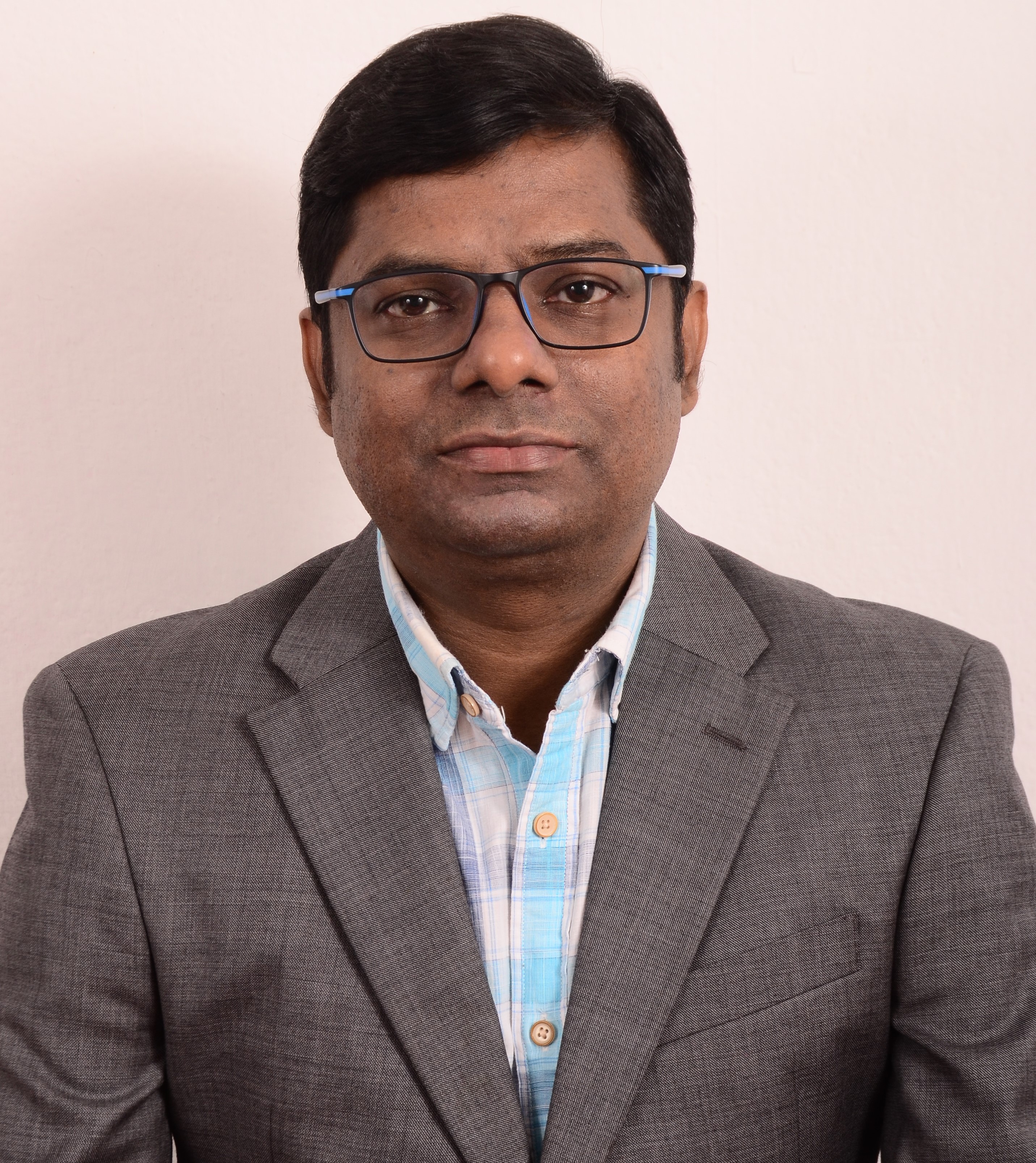 Dr. Rajesh Kumar